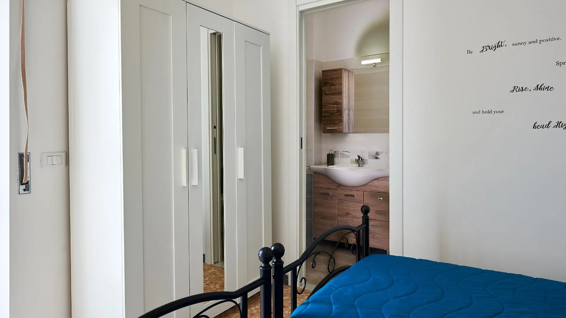 Apartment 15 Minuti Da San Giovanni - A C, Wifi E Smart Tv Rome