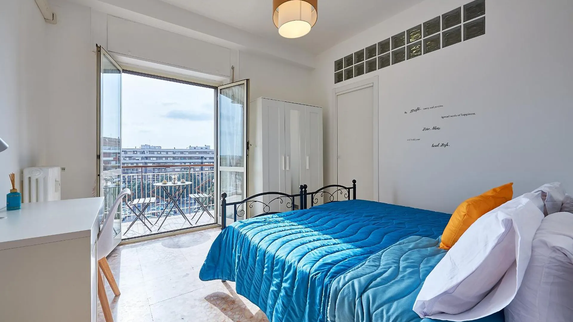 Apartment 15 Minuti Da San Giovanni - A C, Wifi E Smart Tv Rome