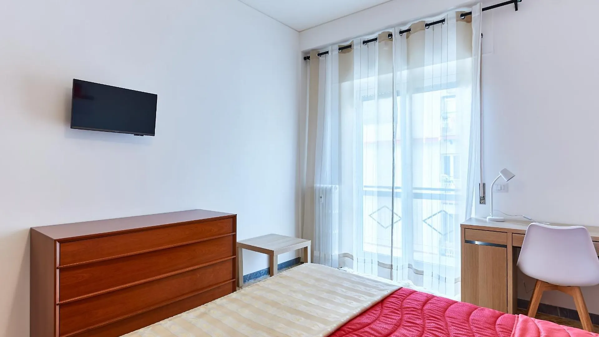 Apartment 15 Minuti Da San Giovanni - A C, Wifi E Smart Tv Rome Italy