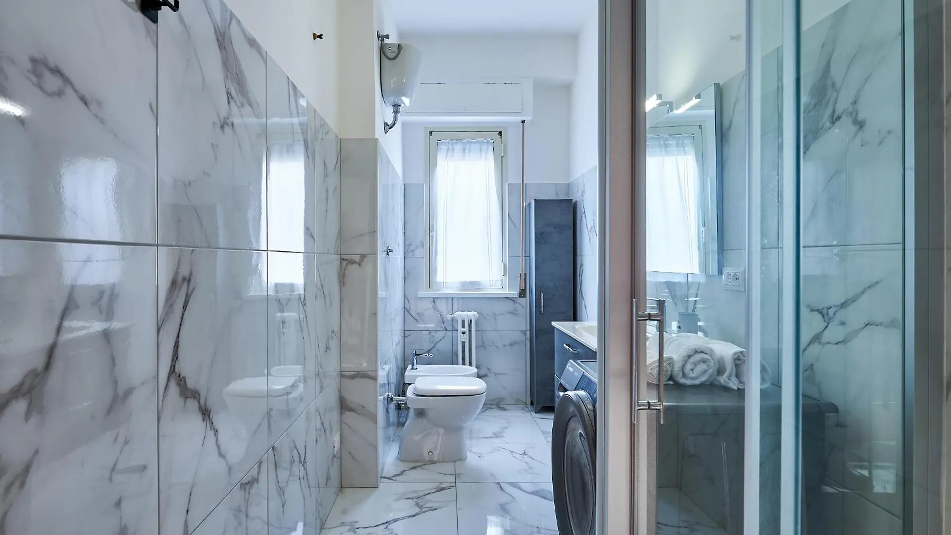 15 Minuti Da San Giovanni - A C, Wifi E Smart Tv Rome 0*,  Italy