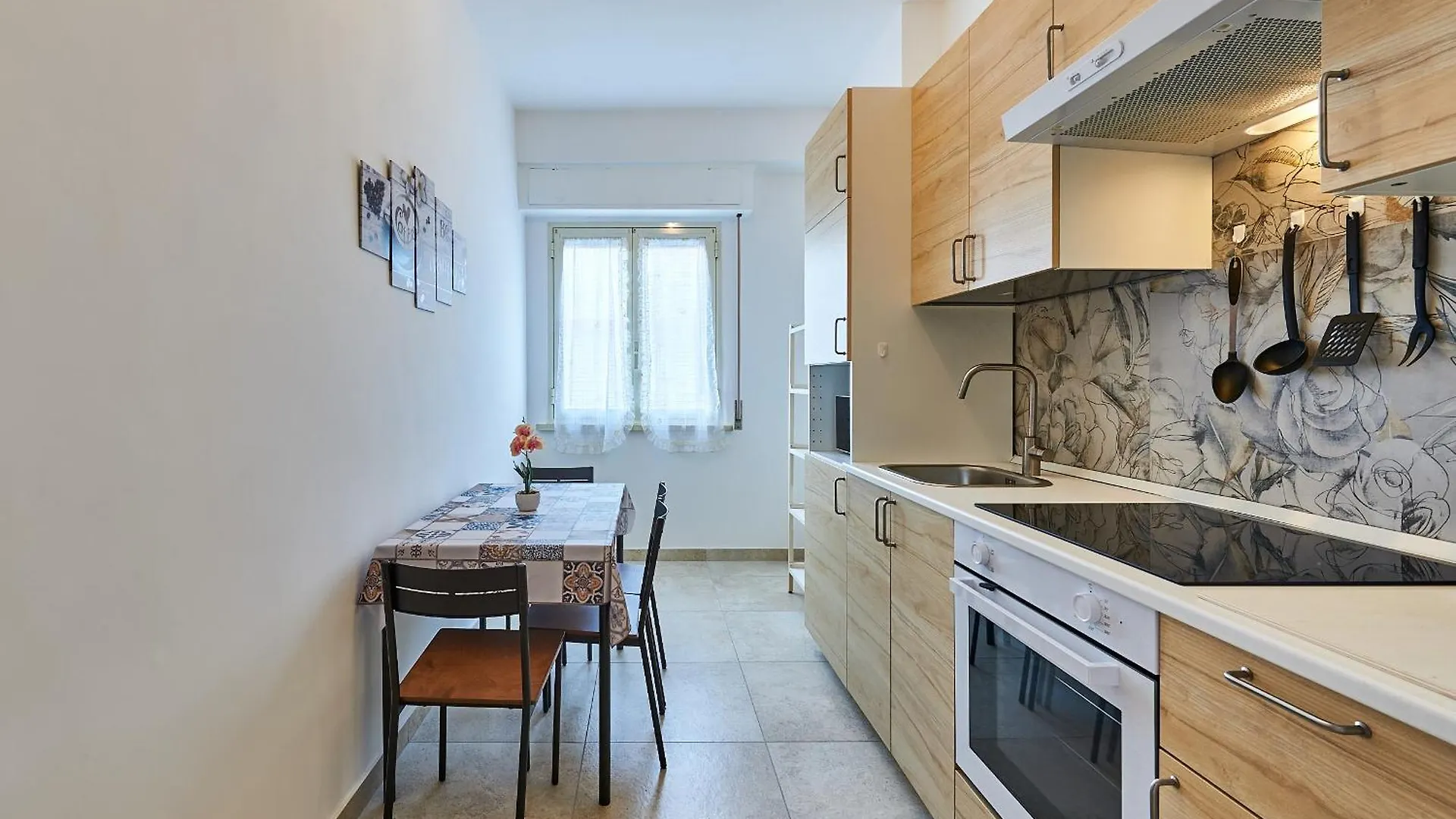 Apartment 15 Minuti Da San Giovanni - A C, Wifi E Smart Tv Rome Italy