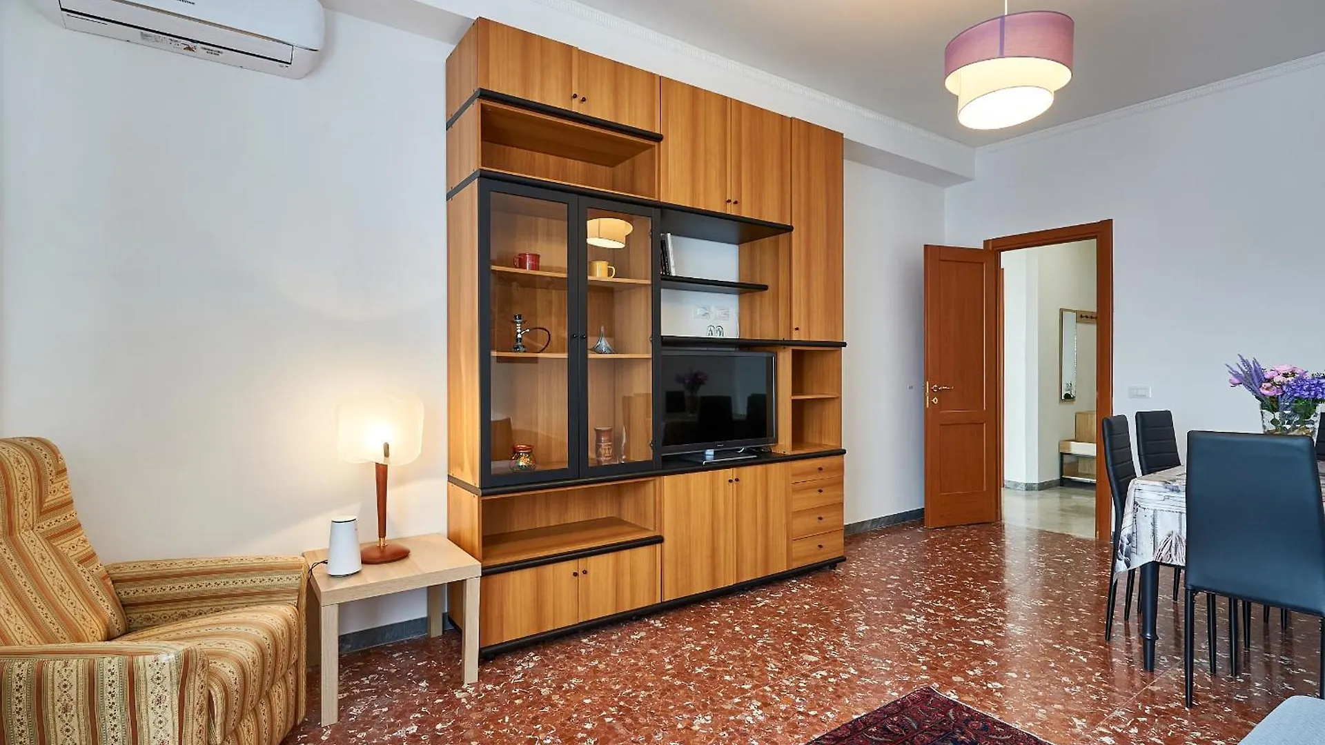Apartment 15 Minuti Da San Giovanni - A C, Wifi E Smart Tv Rome